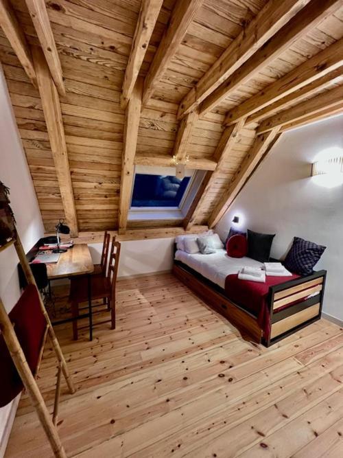 Muntanyo Luxury Lodge Con Sauna, Parking Y Guardaesquis En Ruda Tredos Exterior photo